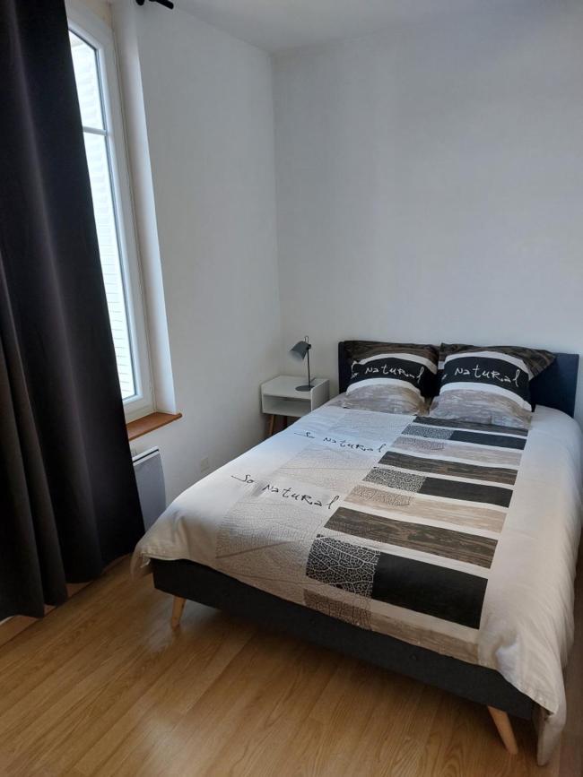 Appartement Proche Des Parcs Vichy Exteriör bild